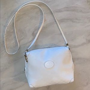 GUCCI *authentic white crossbody purse